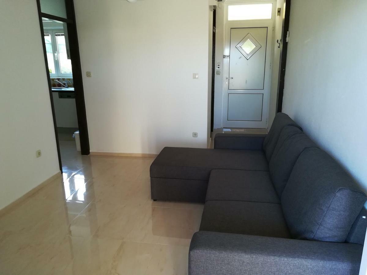 Apartmani Matela Petrcane Ngoại thất bức ảnh