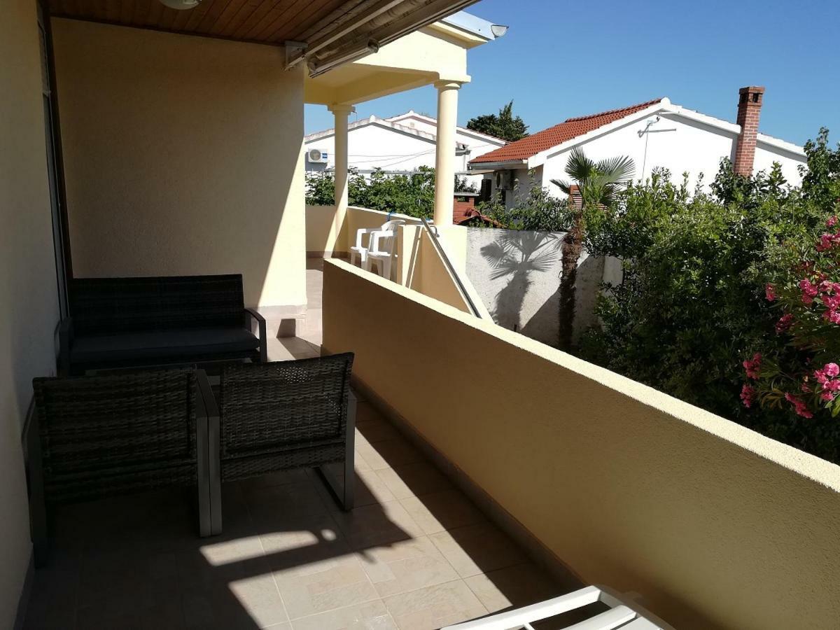 Apartmani Matela Petrcane Ngoại thất bức ảnh