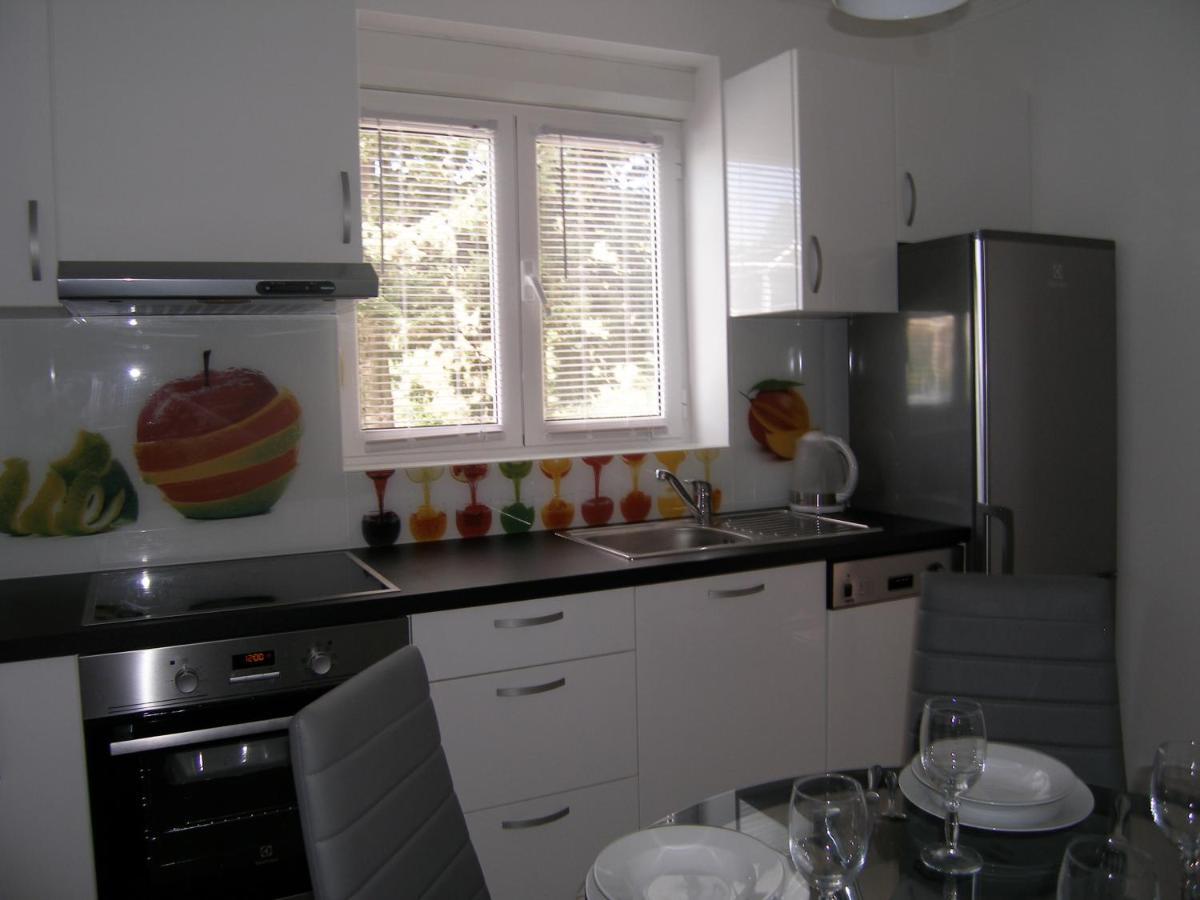 Apartmani Matela Petrcane Ngoại thất bức ảnh