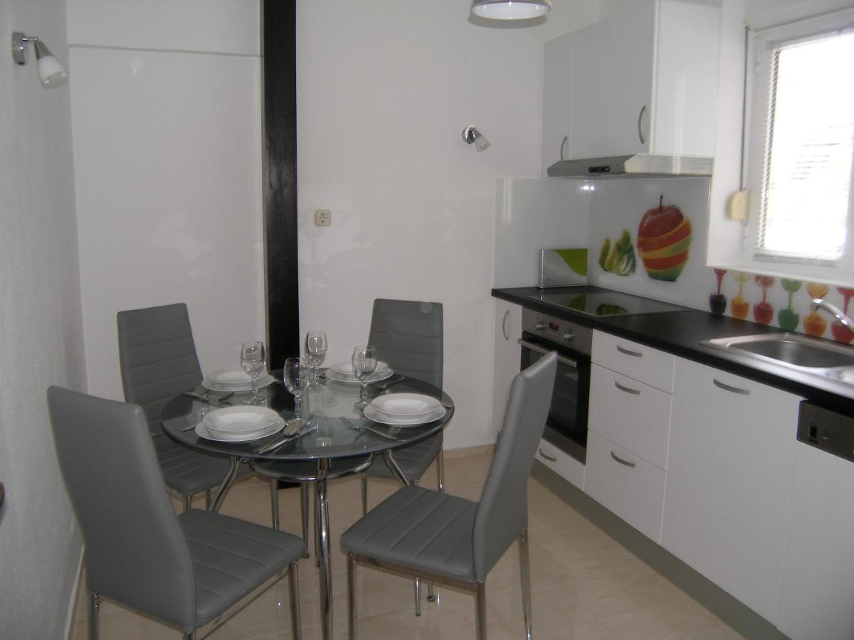 Apartmani Matela Petrcane Ngoại thất bức ảnh